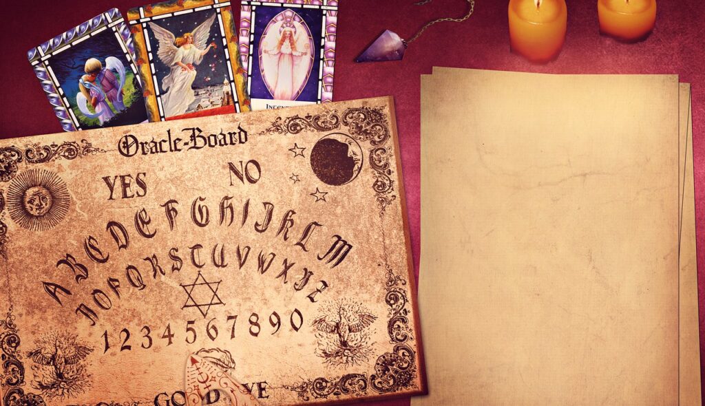 oracle board, ouija board, angel cards-6718968.jpg